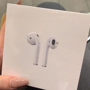 SOLD💗brand new AirPods 2